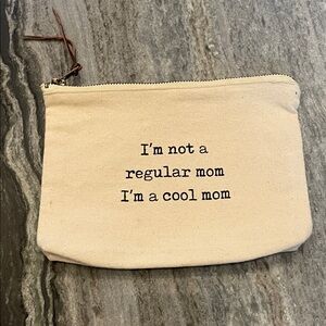 Cream Canvas Cosmetic Pouch – "I'm a Cool Mom" Printed Zip Case